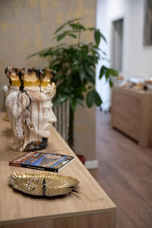 Fervore Luxury Rooms Palermo 0*,  Italien