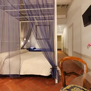 https://uffizi-harmony.it-tuscanyhotel.com